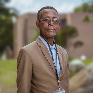 Dr. Adjata Djodji